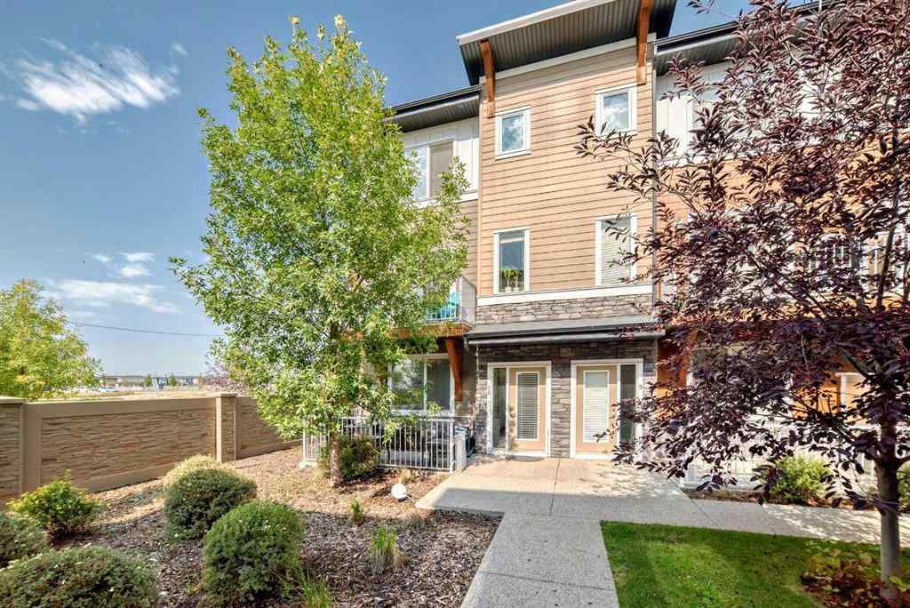 MLS® A2256469 - Unit #10 111 Rainbow Falls Gate  in Rainbow Falls Chestermere, Residential