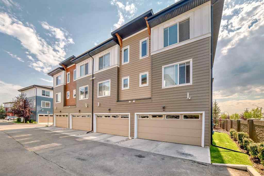 MLS® A2256469 - Unit #10 111 Rainbow Falls Gate  in Rainbow Falls Chestermere, Residential