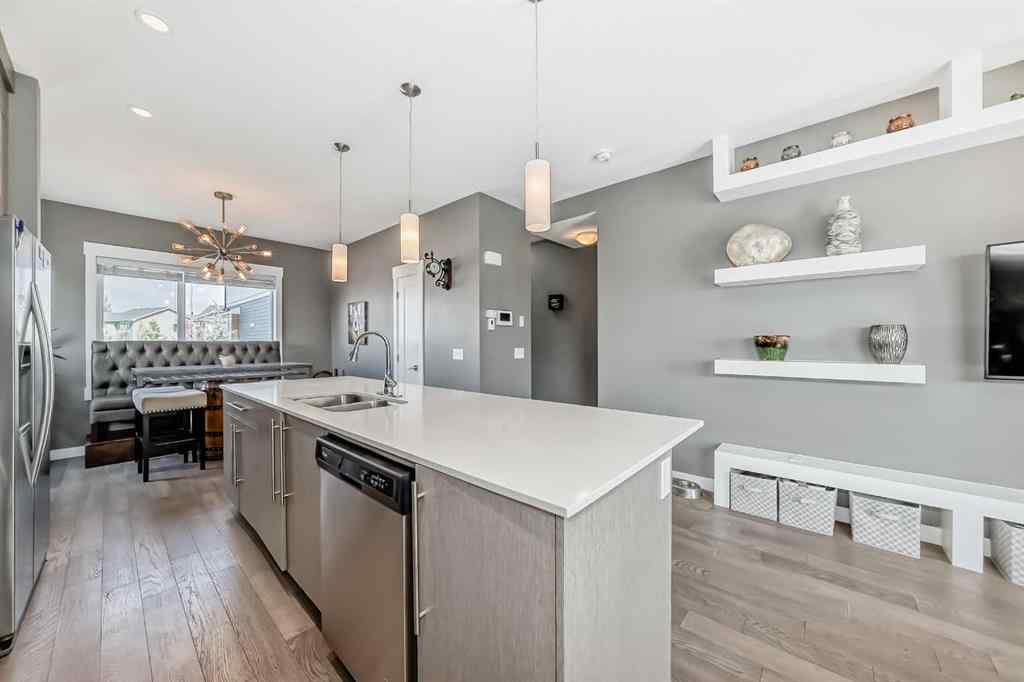 MLS® A2256469 - Unit #10 111 Rainbow Falls Gate  in Rainbow Falls Chestermere, Residential
