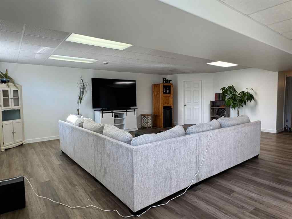 MLS® A2256471 - 814042 HWY 2   in NONE Rural Fairview No. 136, M.D. of, Residential