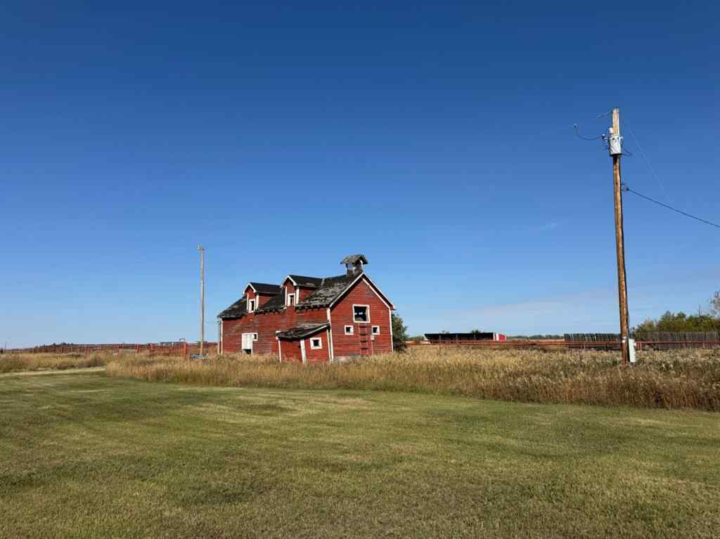 MLS® A2256471 - 814042 HWY 2   in NONE Rural Fairview No. 136, M.D. of, Residential