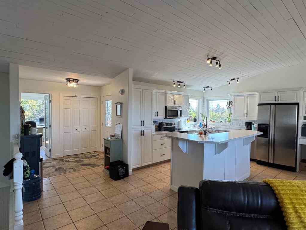 MLS® A2256471 - 814042 HWY 2   in NONE Rural Fairview No. 136, M.D. of, Residential