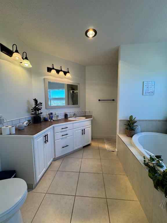 MLS® A2256471 - 814042 HWY 2   in NONE Rural Fairview No. 136, M.D. of, Residential