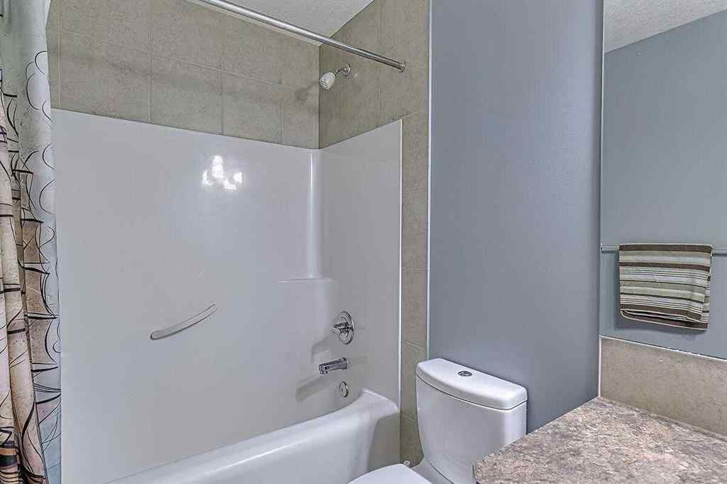 MLS® A2256472 - 709 Hampshire Way NE in Hampton Hills High River, Residential