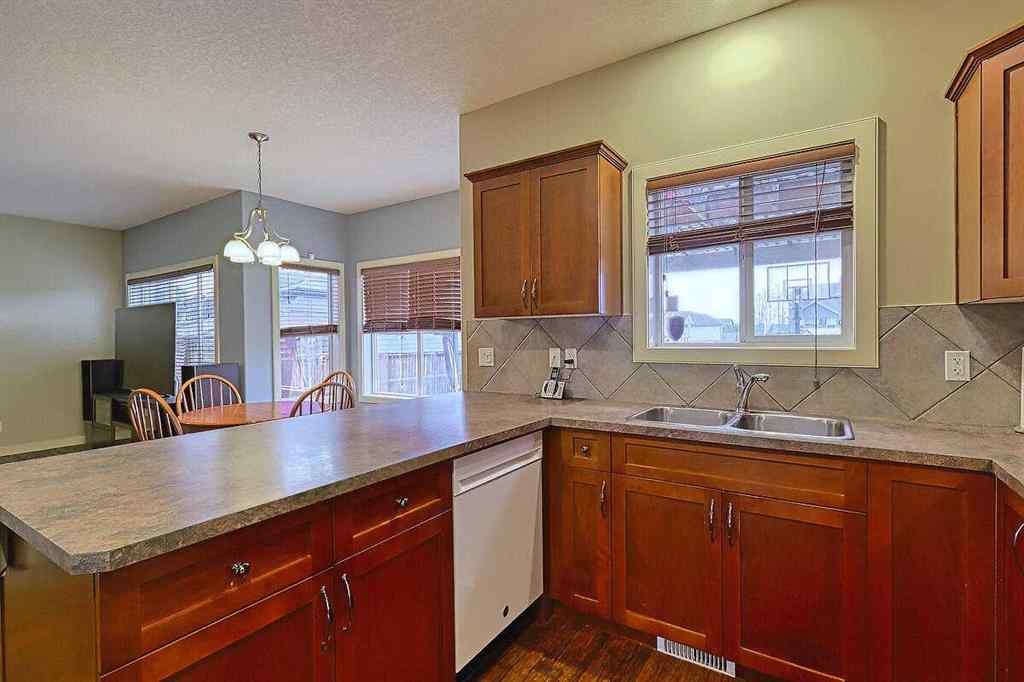 MLS® A2256472 - 709 Hampshire Way NE in Hampton Hills High River, Residential