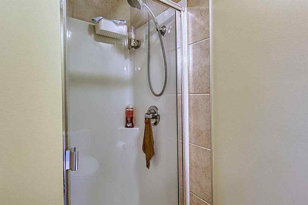 MLS® A2256472 - 709 Hampshire Way NE in Hampton Hills High River, Residential