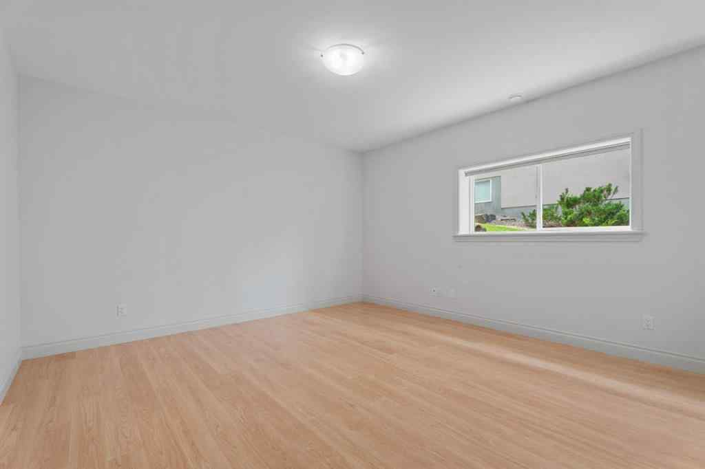 MLS® A2256479 - 18 Aspen Ridge Way SW in Aspen Woods Calgary, Residential