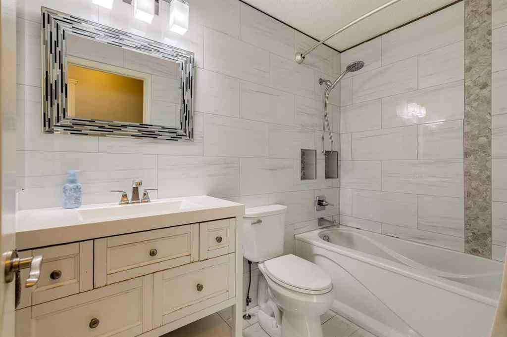 MLS® A2256480 - 169 Tuscany Vista Crescent NW in Tuscany Calgary, Residential