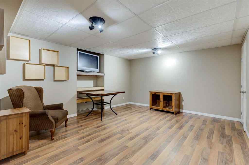 MLS® A2256480 - 169 Tuscany Vista Crescent NW in Tuscany Calgary, Residential