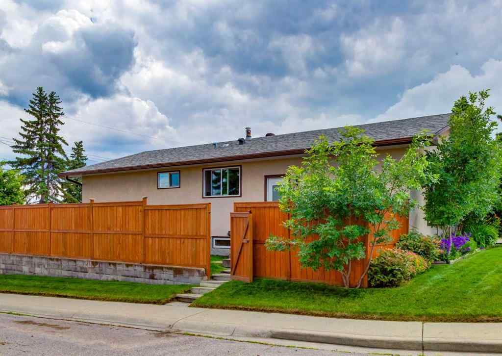 MLS® A2256481 - 727 Sacramento Place SW in Southwood Calgary, Residential