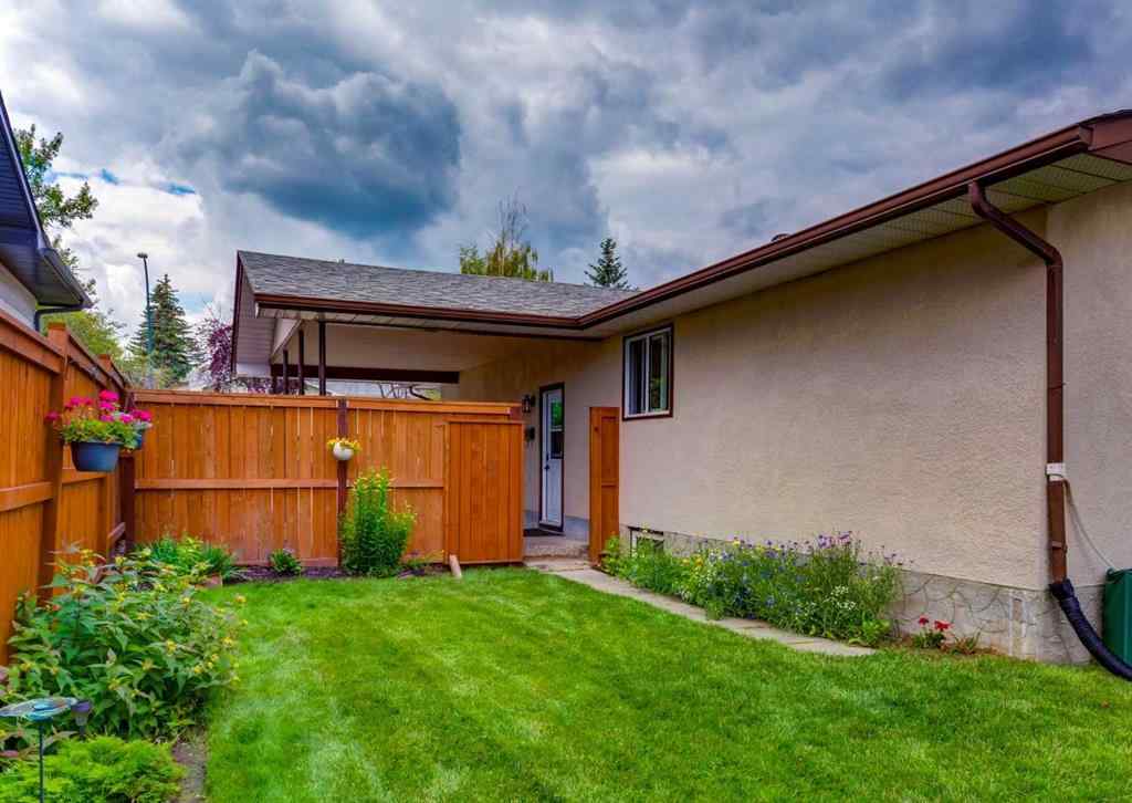 MLS® A2256481 - 727 Sacramento Place SW in Southwood Calgary, Residential