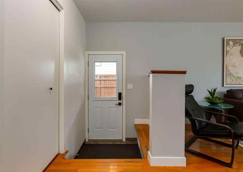 MLS® A2256481 - 727 Sacramento Place SW in Southwood Calgary, Residential