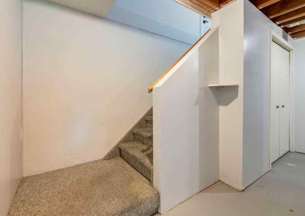MLS® A2256481 - 727 Sacramento Place SW in Southwood Calgary, Residential