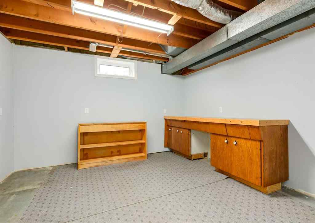 MLS® A2256481 - 727 Sacramento Place SW in Southwood Calgary, Residential