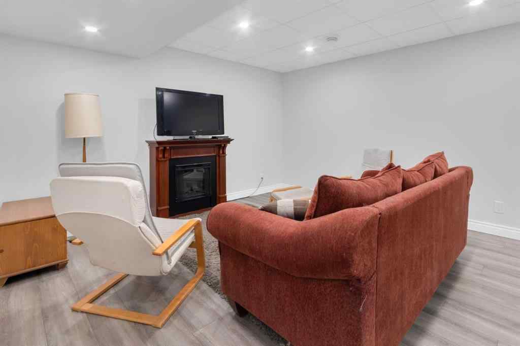 MLS® A2256483 - 104 Heritage Hills NE in Heritage Hills Cochrane, Residential