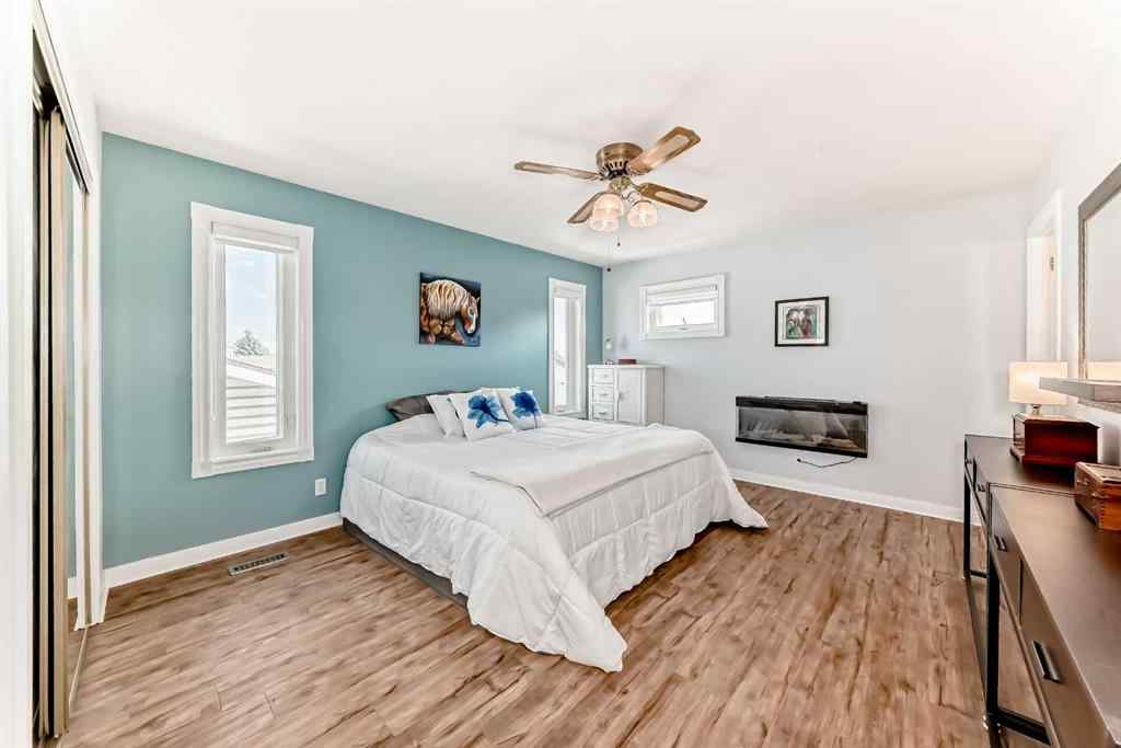 MLS® A2256490 - 52 Kirby Street  in Kentwood East Red Deer, Residential