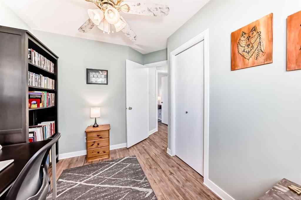 MLS® A2256490 - 52 Kirby Street  in Kentwood East Red Deer, Residential
