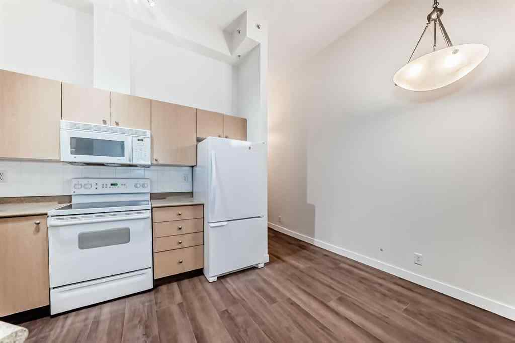 MLS® A2256491 - Unit #209 1111 6 Avenue SW in Downtown West End Calgary, Residential