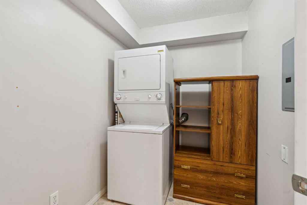 MLS® A2256492 - Unit #401 630 8 Avenue SE in Downtown East Village Calgary, Residential