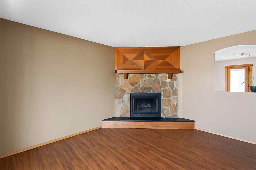 MLS® A2256493 - 41 Alpine Crescent SE in Airdrie Meadows Airdrie, Residential