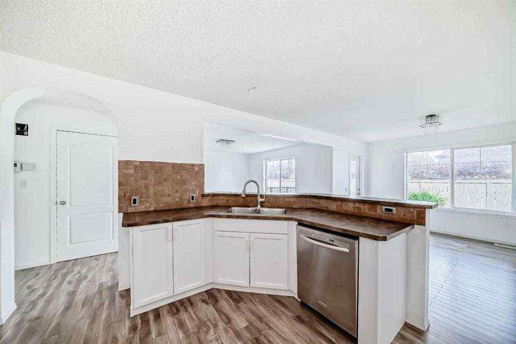 MLS® A2256501 - 120 SPRINGMERE Grove  in Westmere Chestermere, Residential