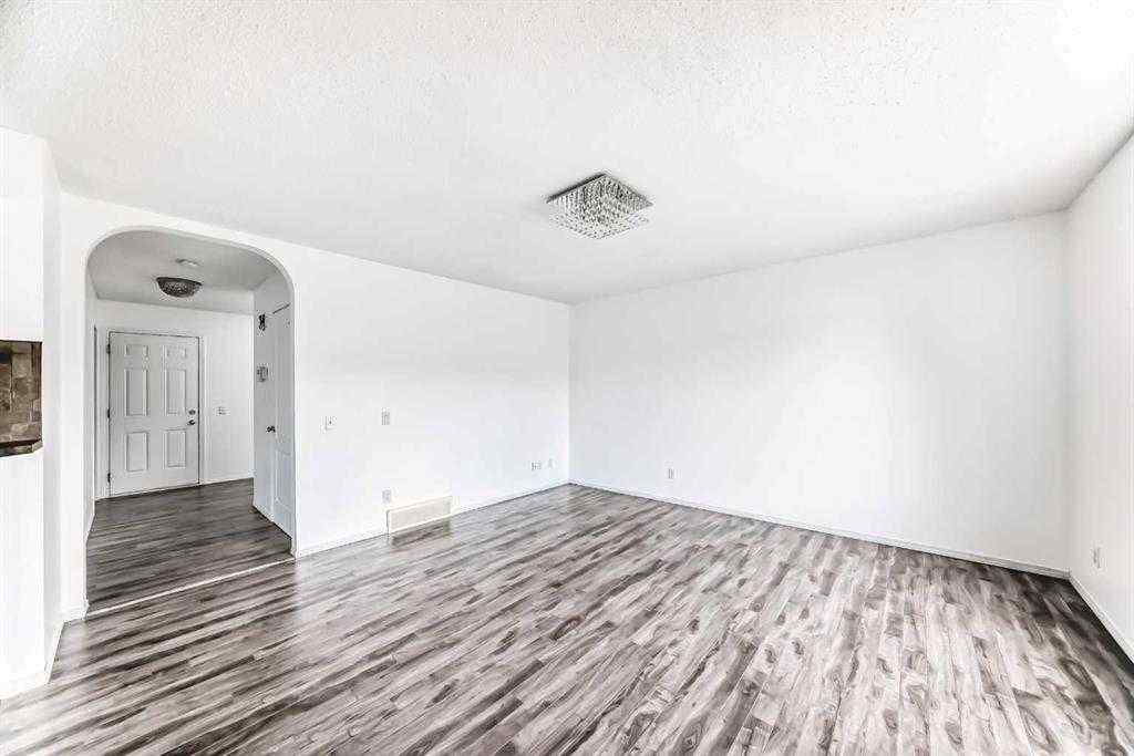 MLS® A2256501 - 120 SPRINGMERE Grove  in Westmere Chestermere, Residential