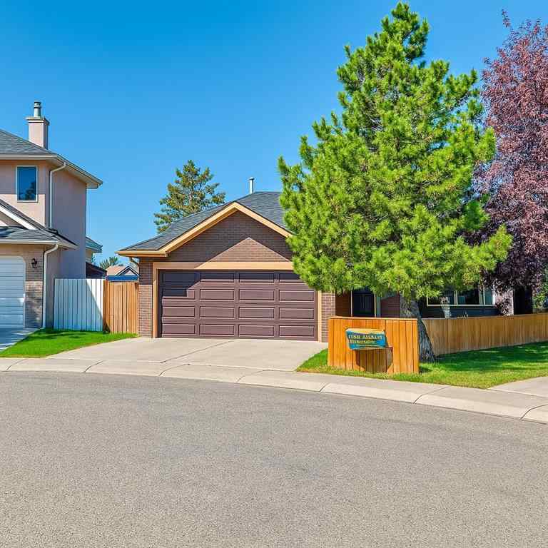 MLS® A2256502 - 52 MARTINGLEN Place NE in Martindale Calgary, Residential