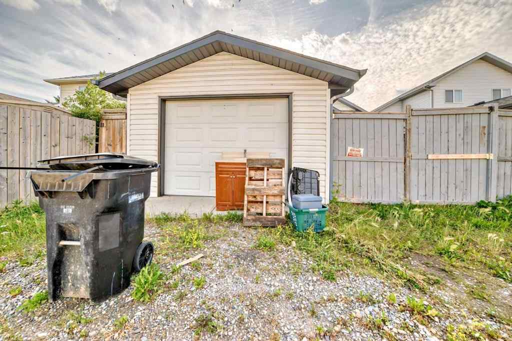 MLS® A2256503 - 128 ERIN MEADOW Way SE in Erin Woods Calgary, Residential