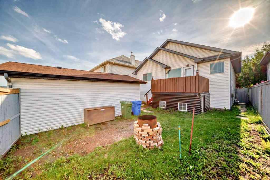 MLS® A2256503 - 128 ERIN MEADOW Way SE in Erin Woods Calgary, Residential