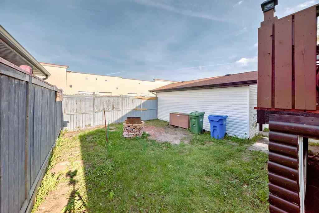 MLS® A2256503 - 128 ERIN MEADOW Way SE in Erin Woods Calgary, Residential