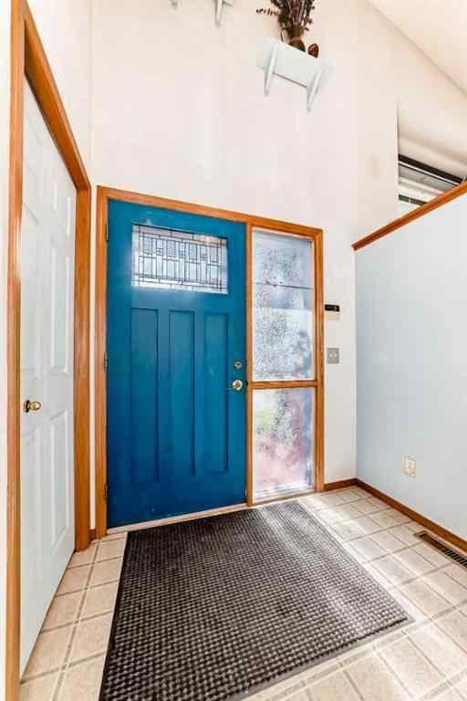 MLS® A2256503 - 128 ERIN MEADOW Way SE in Erin Woods Calgary, Residential