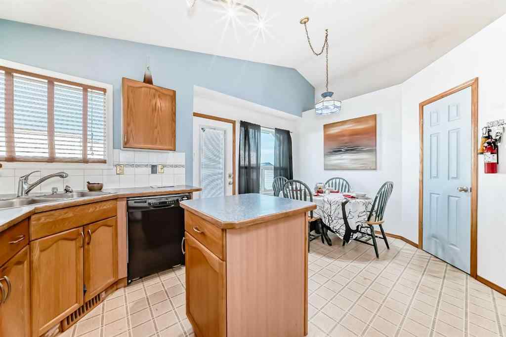 MLS® A2256503 - 128 ERIN MEADOW Way SE in Erin Woods Calgary, Residential