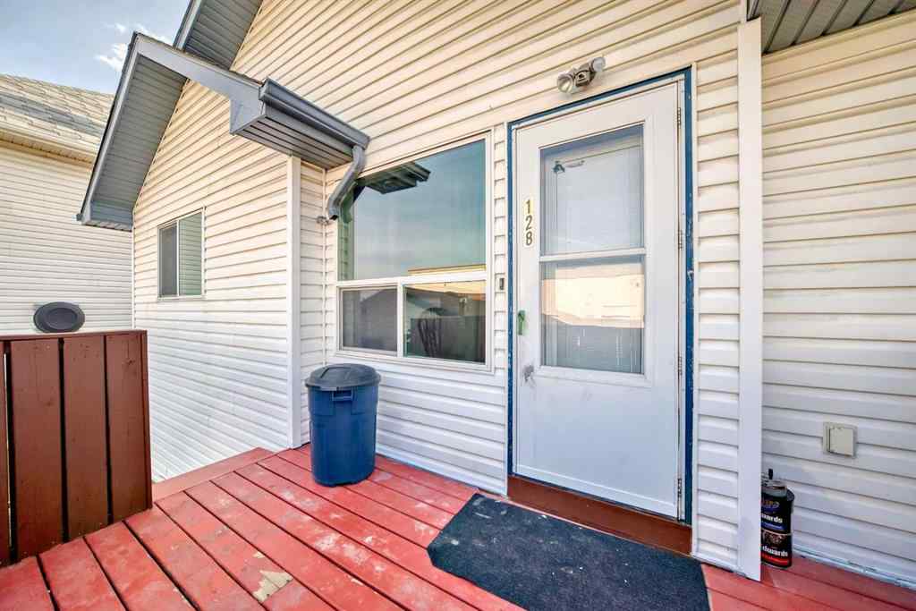 MLS® A2256503 - 128 ERIN MEADOW Way SE in Erin Woods Calgary, Residential