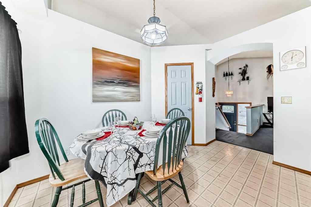 MLS® A2256503 - 128 ERIN MEADOW Way SE in Erin Woods Calgary, Residential