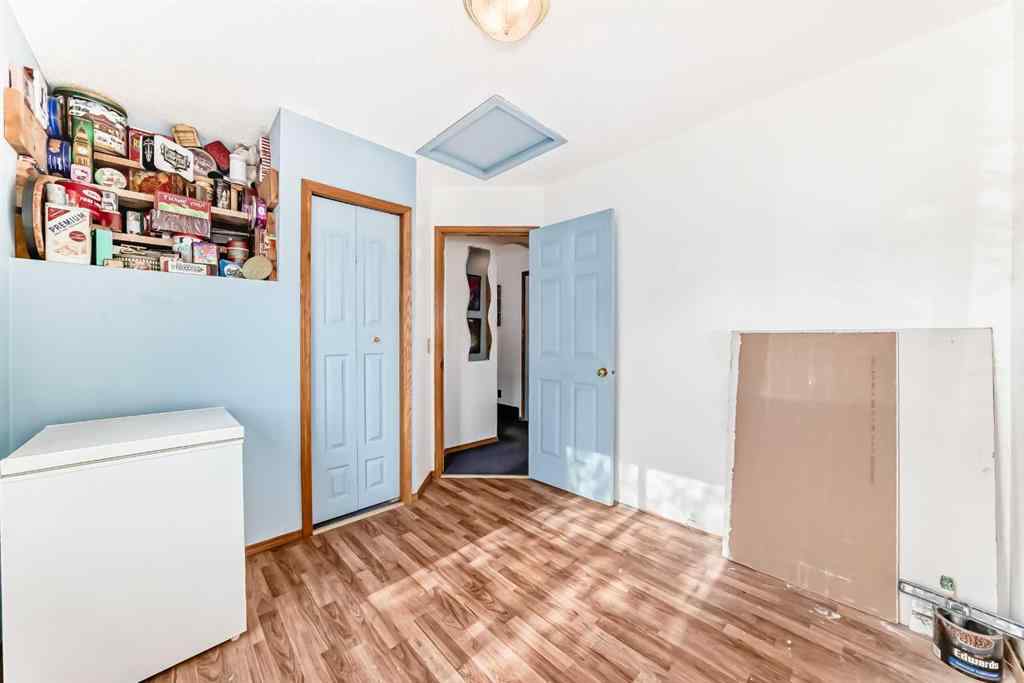MLS® A2256503 - 128 ERIN MEADOW Way SE in Erin Woods Calgary, Residential
