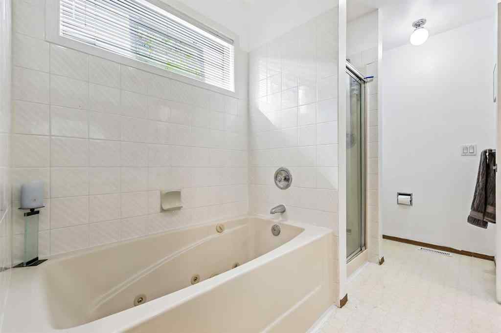 MLS® A2256504 - 32 Millrise Crescent SW in Millrise Calgary, Residential