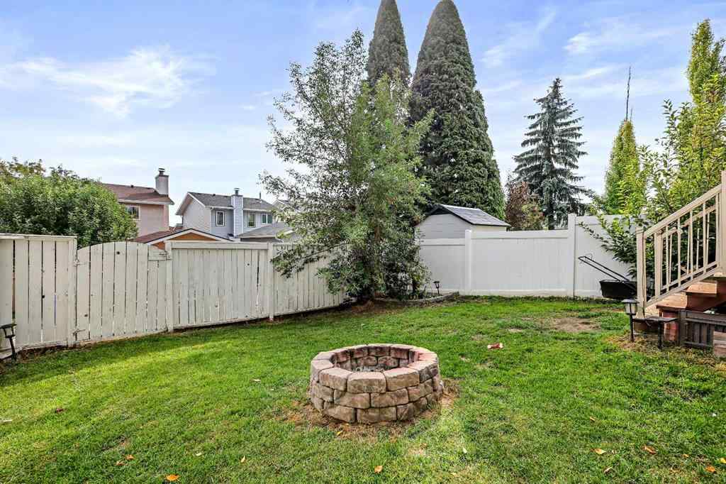 MLS® A2256504 - 32 Millrise Crescent SW in Millrise Calgary, Residential