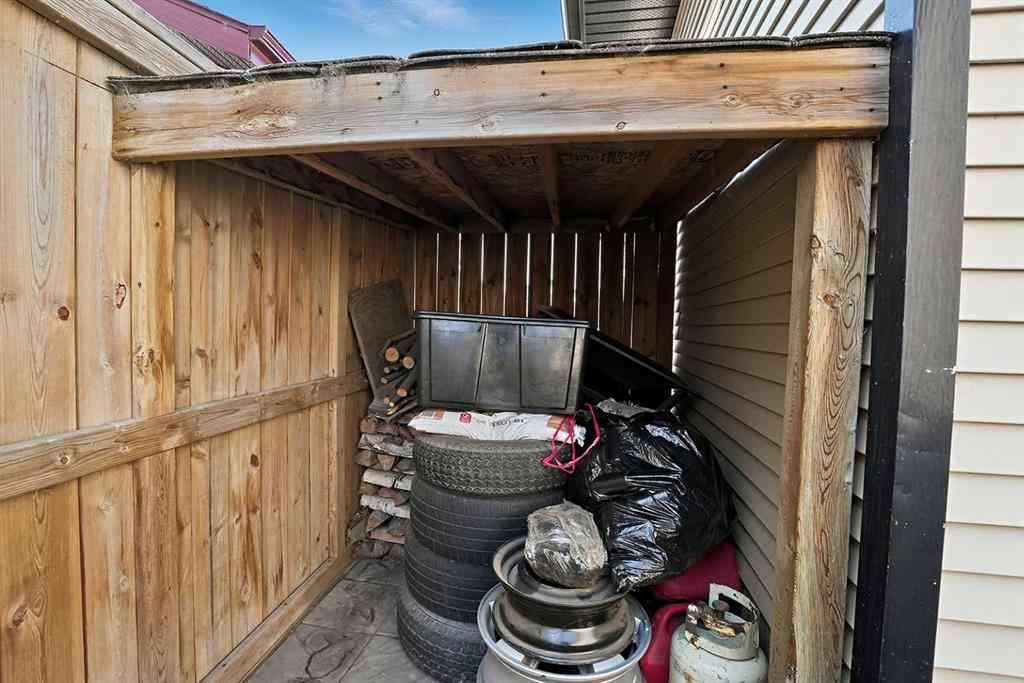 MLS® A2256505 - 193 Westgate Crescent  in Harvest Meadows Blackfalds, Residential