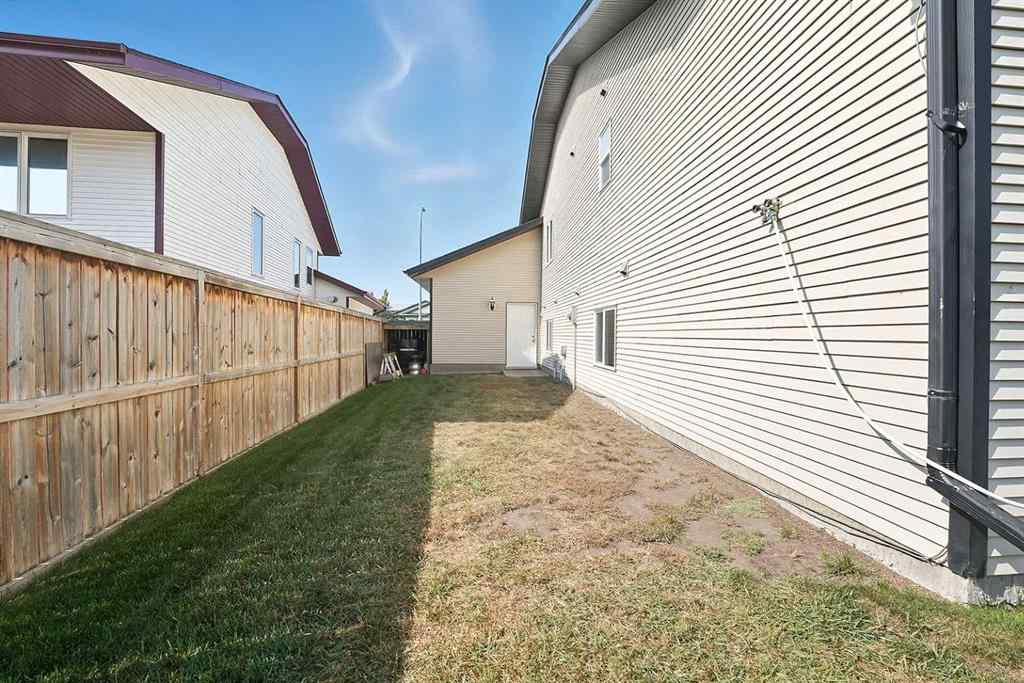 MLS® A2256505 - 193 Westgate Crescent  in Harvest Meadows Blackfalds, Residential