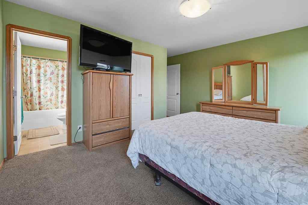 MLS® A2256505 - 193 Westgate Crescent  in Harvest Meadows Blackfalds, Residential