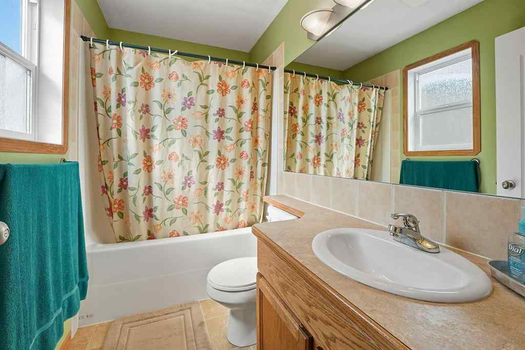 MLS® A2256505 - 193 Westgate Crescent  in Harvest Meadows Blackfalds, Residential