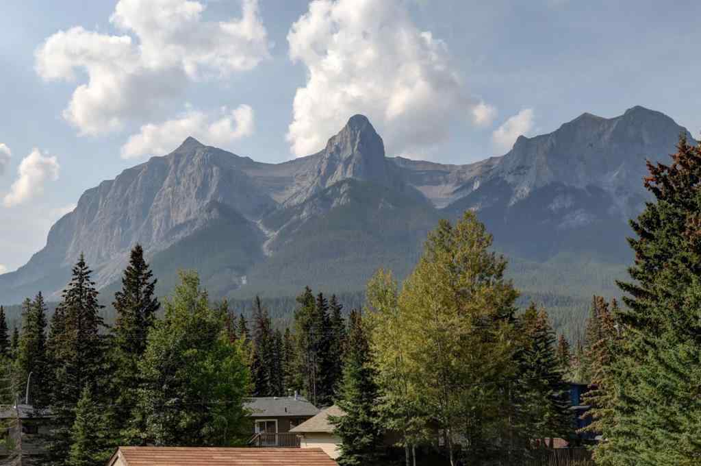 MLS® A2256509 - 2 Larch Close  in Larch Canmore, Residential