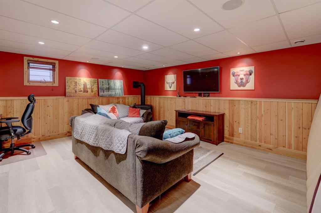 MLS® A2256509 - 2 Larch Close  in Larch Canmore, Residential