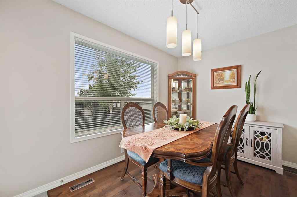 MLS® A2256511 - 66 Somerglen Close SW in Somerset Calgary, Residential