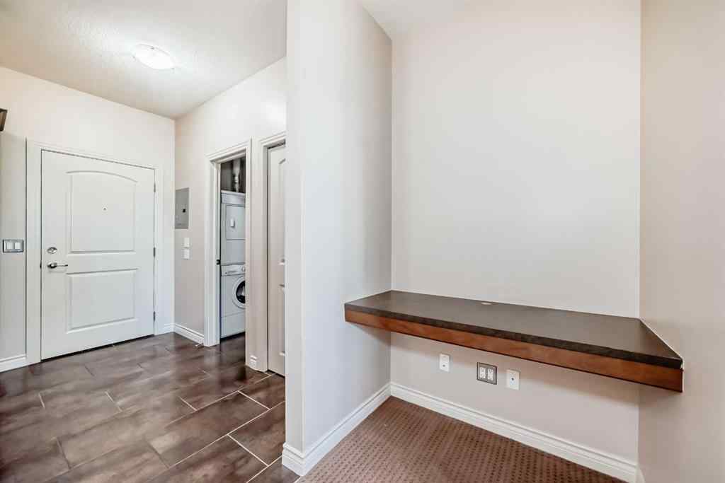 MLS® A2256512 - Unit #206 26 Val Gardena View SW in Springbank Hill Calgary, Residential
