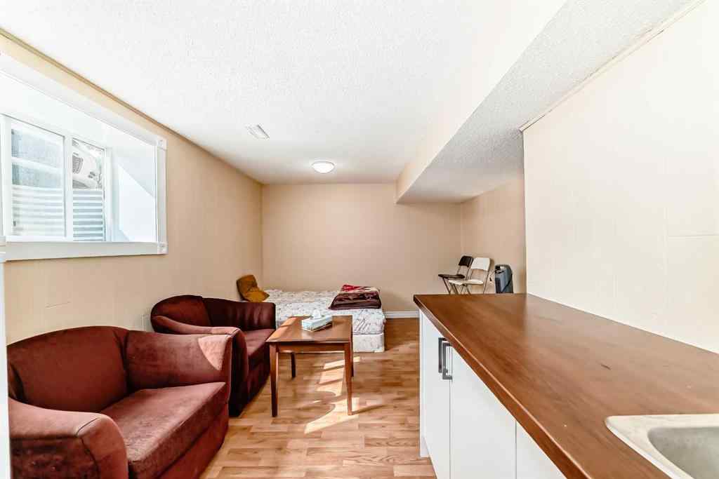 MLS® A2256514 - 120 Pineset Pl NE Place NE in Pineridge Calgary, Residential
