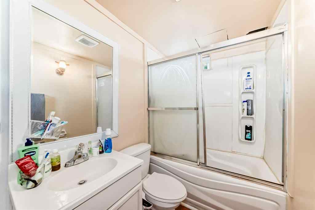 MLS® A2256514 - 120 Pineset Pl NE Place NE in Pineridge Calgary, Residential