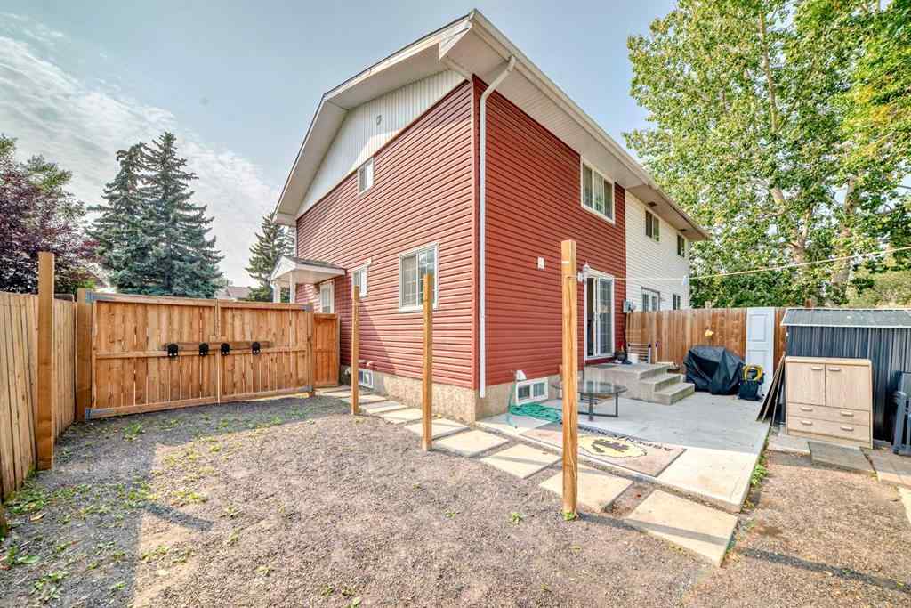 MLS® A2256514 - 120 Pineset Pl NE Place NE in Pineridge Calgary, Residential