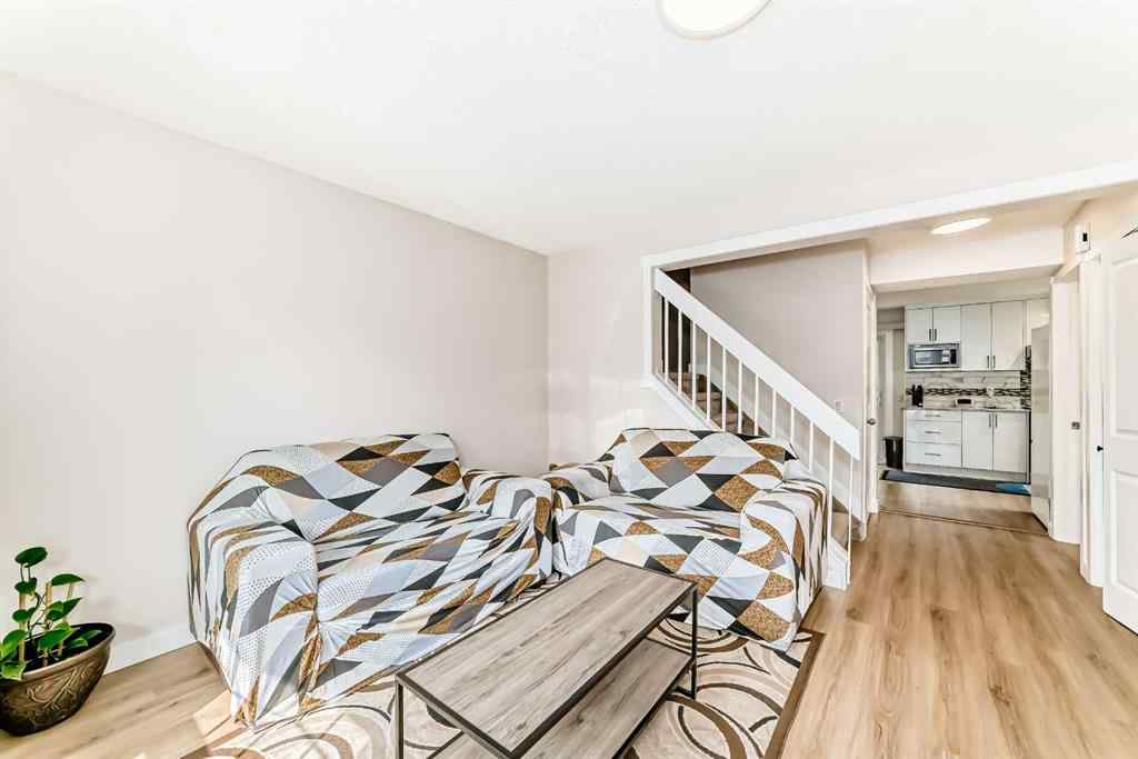 MLS® A2256514 - 120 Pineset Pl NE Place NE in Pineridge Calgary, Residential