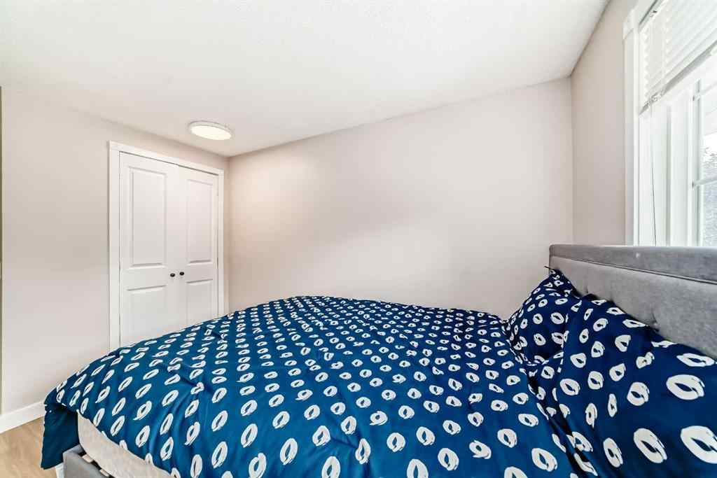 MLS® A2256514 - 120 Pineset Pl NE Place NE in Pineridge Calgary, Residential